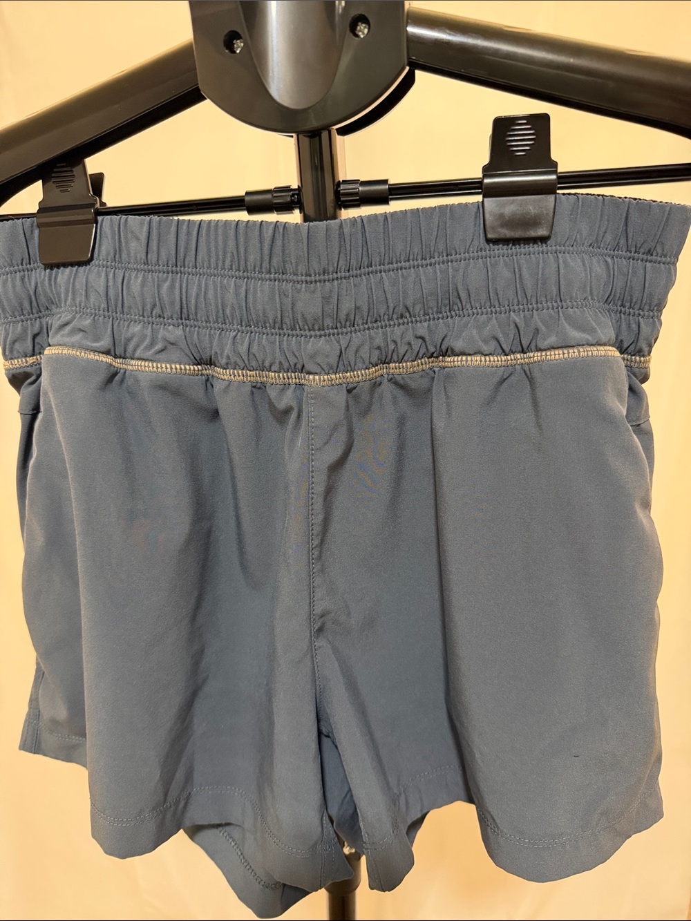Free Fly Gray Women’s Pull On Breeze Shorts